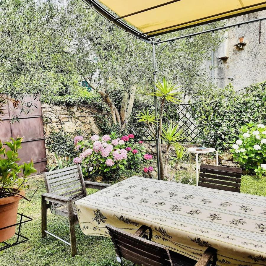 Casa Olivia Lacrema Finale Ligure Exterior foto