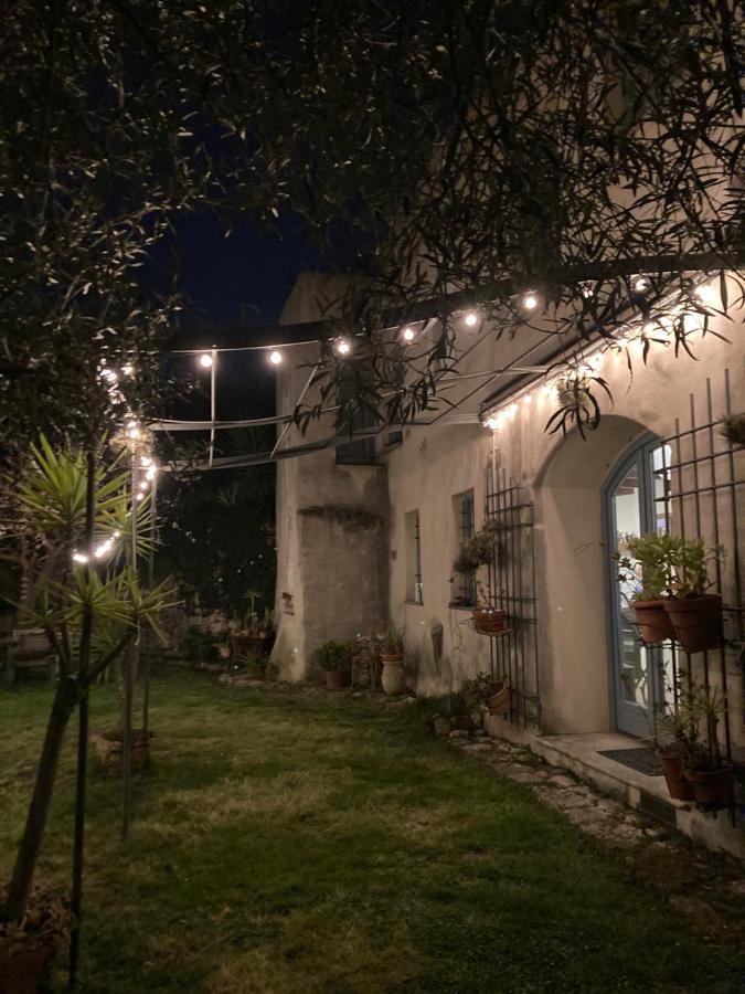 Casa Olivia Lacrema Finale Ligure Exterior foto